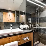 Hotel Edelweiss & Gurgl 4*