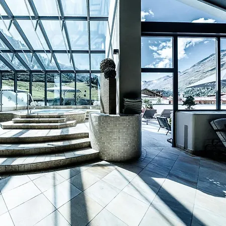 Edelweiss & Gurgl 4*