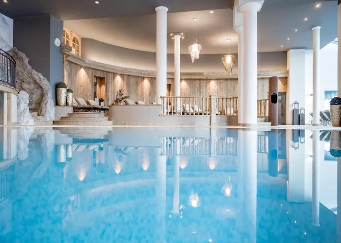 Hotel Edelweiss & Gurgl 4*