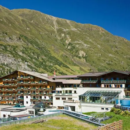 Hotel Edelweiss & Gurgl 4*