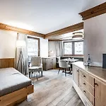 Hotel Edelweiss & Gurgl 4*