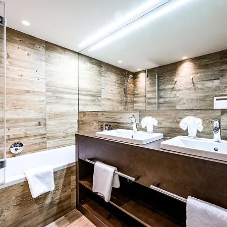 فندق Edelweiss & Gurgl اوبرغورغل